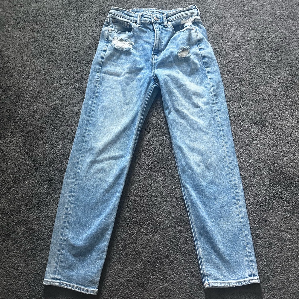 American Eagle Straight Leg Jeans Size 4